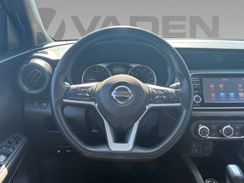 2019 Nissan Kicks S