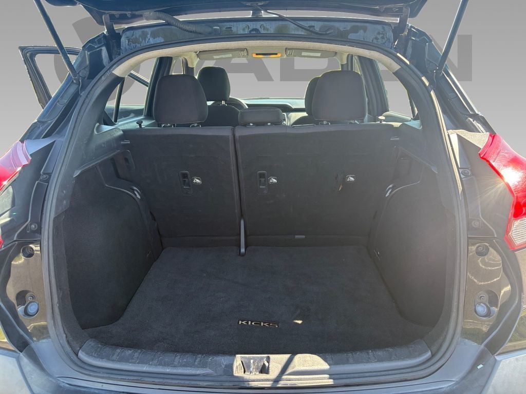 2019 Nissan Kicks S