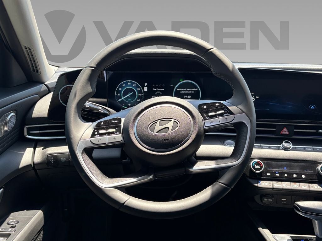 2025 Hyundai Elantra Hybrid Limited