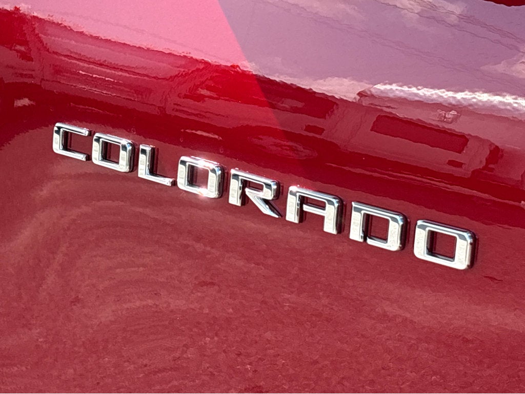 2025 Chevrolet Colorado WT/LT