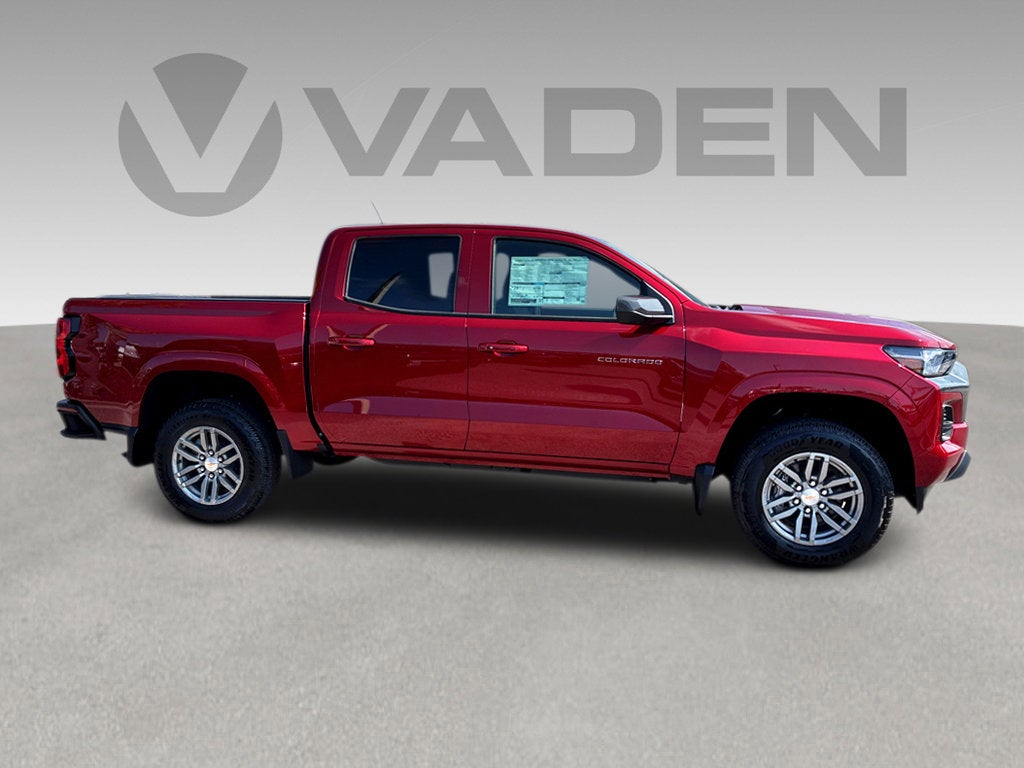 2025 Chevrolet Colorado WT/LT