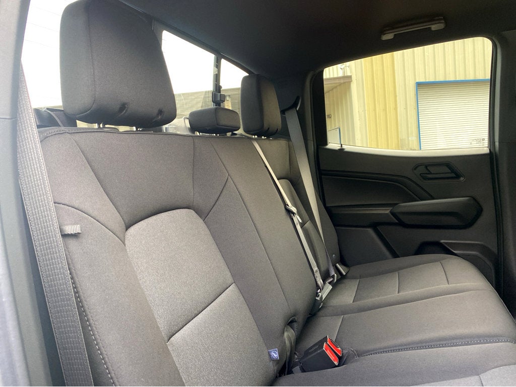 2025 Chevrolet Colorado WT/LT