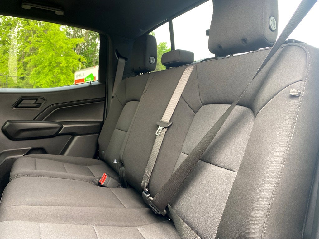 2025 Chevrolet Colorado WT/LT