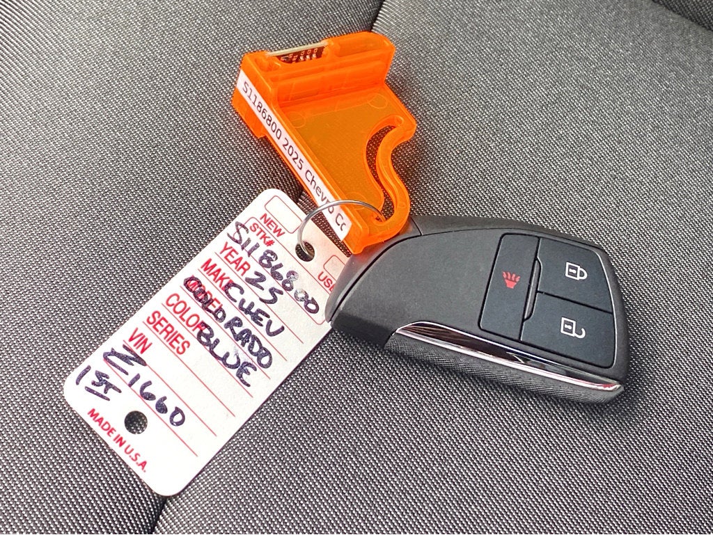 2025 Chevrolet Colorado WT/LT