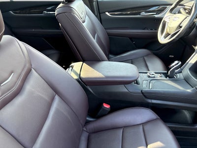 2022 Cadillac XT6 Premium Luxury