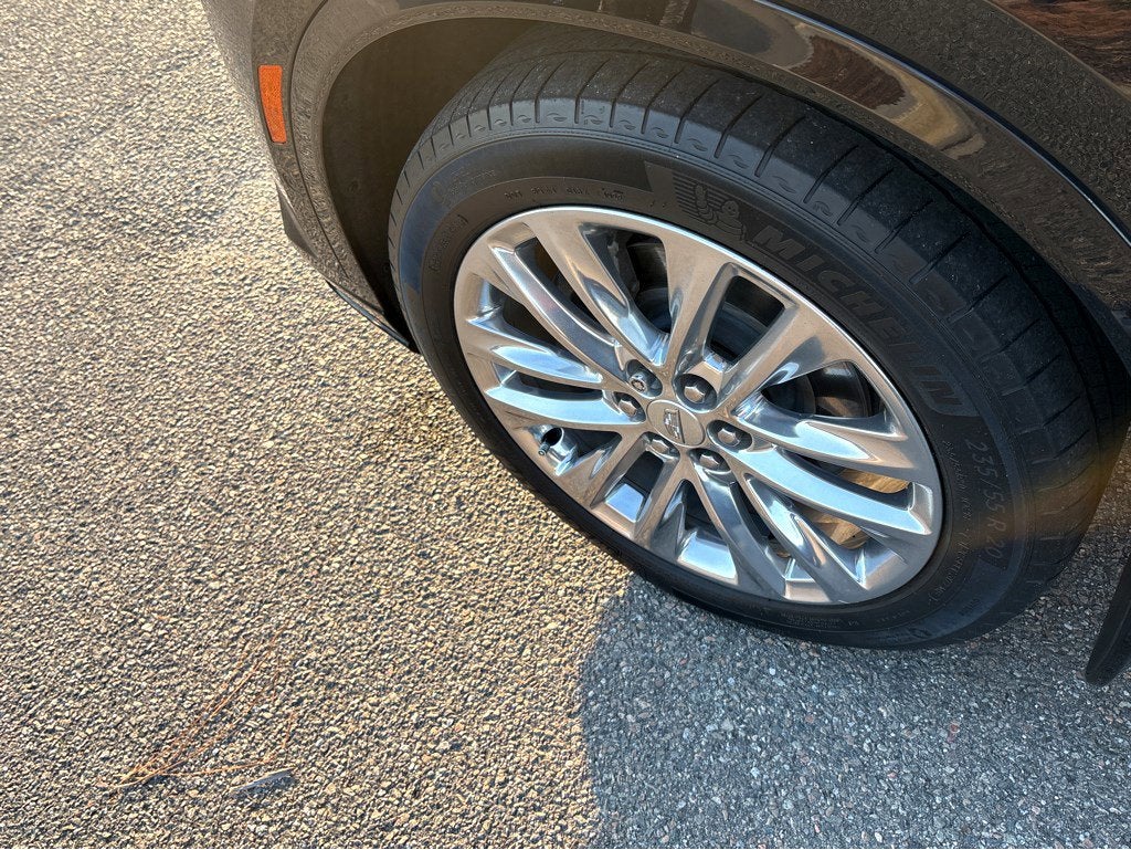 2022 Cadillac XT6 Premium Luxury