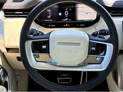 2025 Land Rover Range Rover SE