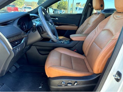 2023 Cadillac XT4 Premium Luxury