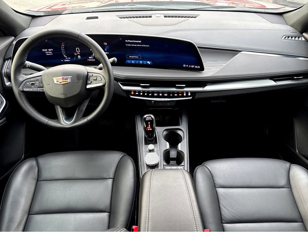 2025 Cadillac XT4 Premium Luxury