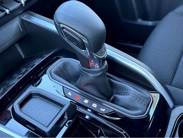 2025 Chevrolet Colorado LT - Photo 15