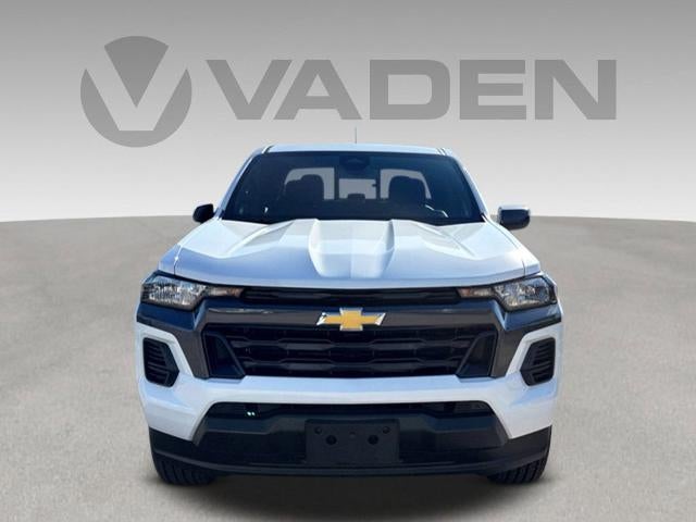 2025 Chevrolet Colorado LT - Photo 2