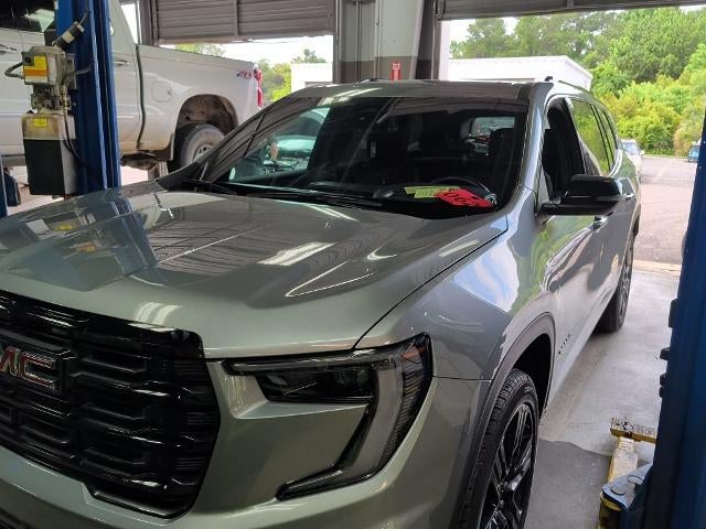 2025 GMC Acadia Elevation AWD's photo