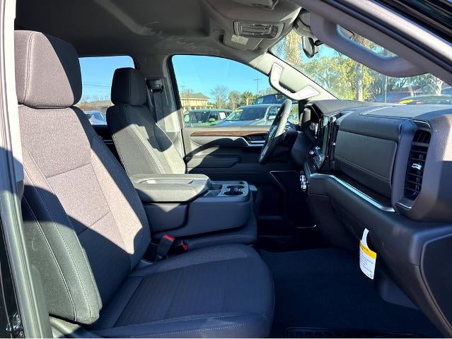 2025 GMC Sierra 1500 SLE