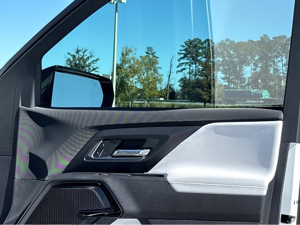 2025 Chevrolet Silverado EV RST - Max Range