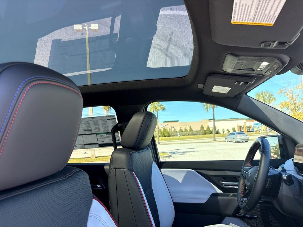 2025 Chevrolet Silverado EV RST - Max Range