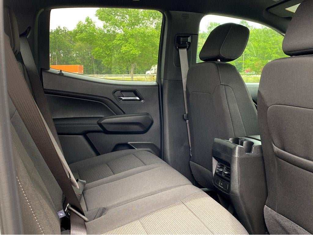 2025 Chevrolet Colorado WT/LT