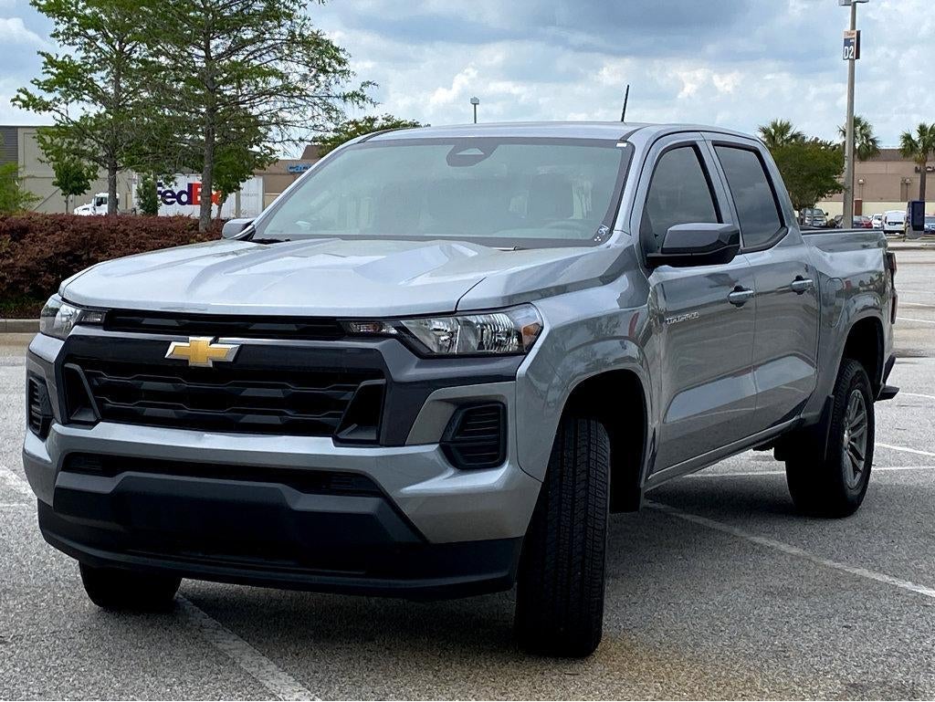 2025 Chevrolet Colorado WT/LT