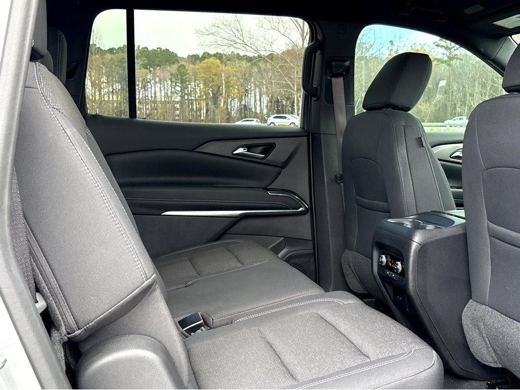 2024 Chevrolet Traverse LS