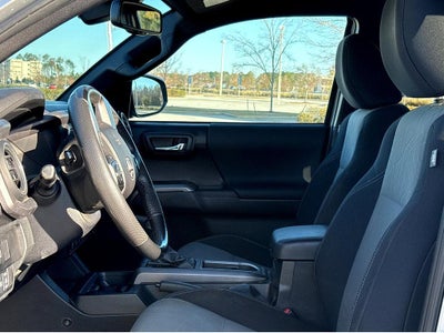 2022 Toyota Tacoma 4WD SR