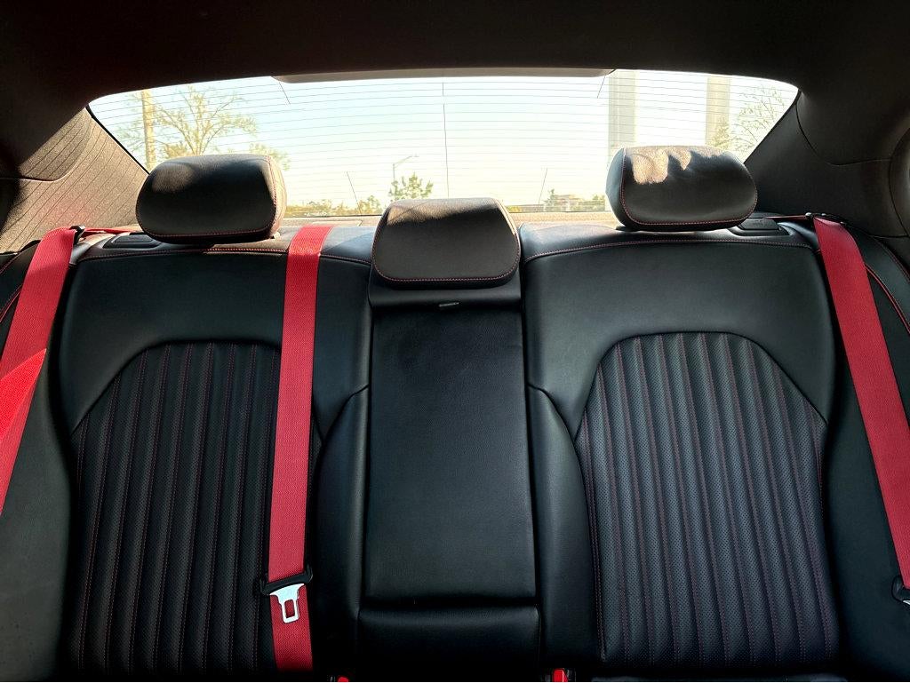 2022 Genesis G70 3.3T