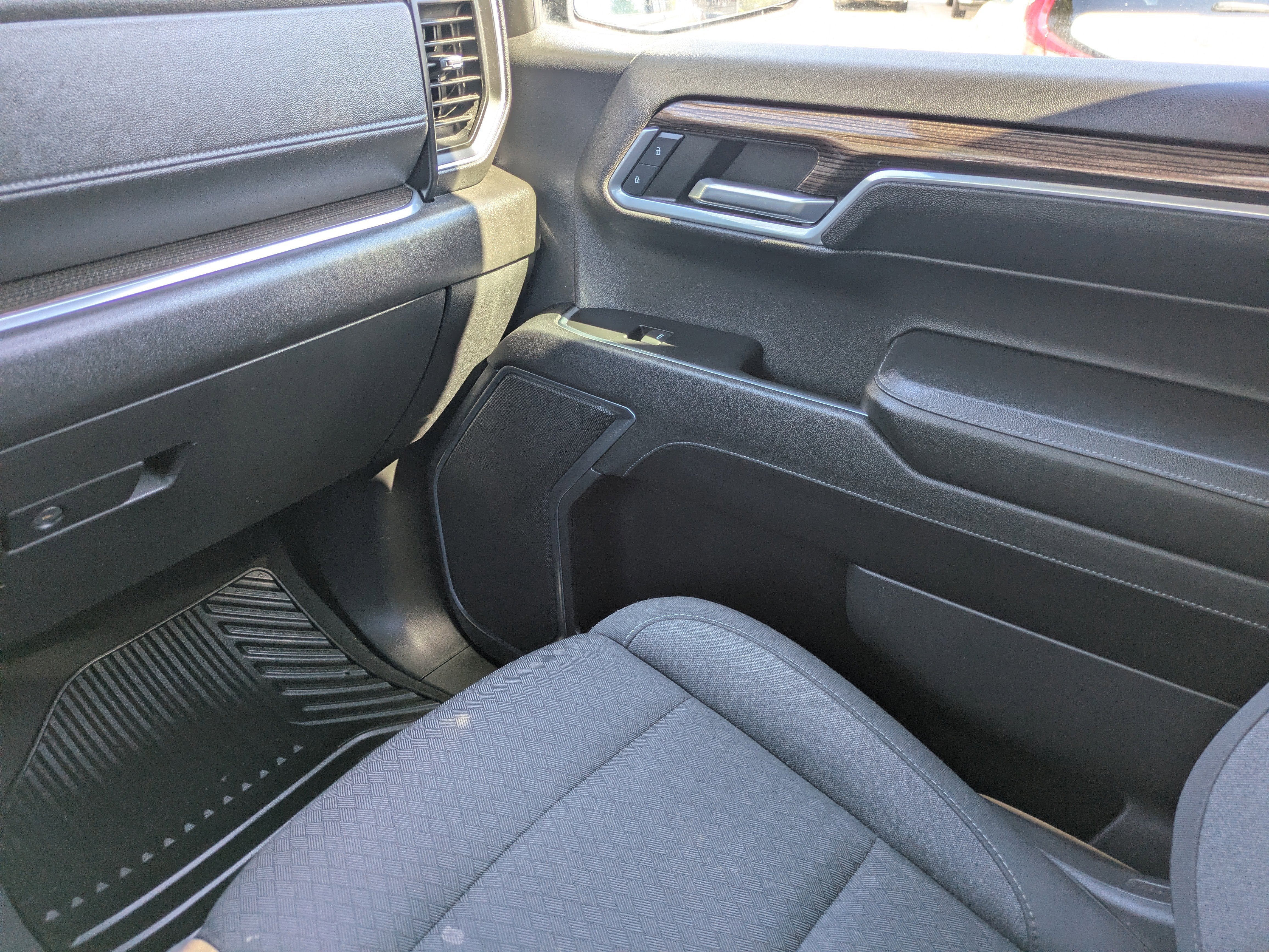 2022 Chevrolet Silverado 1500 LT (2FL)