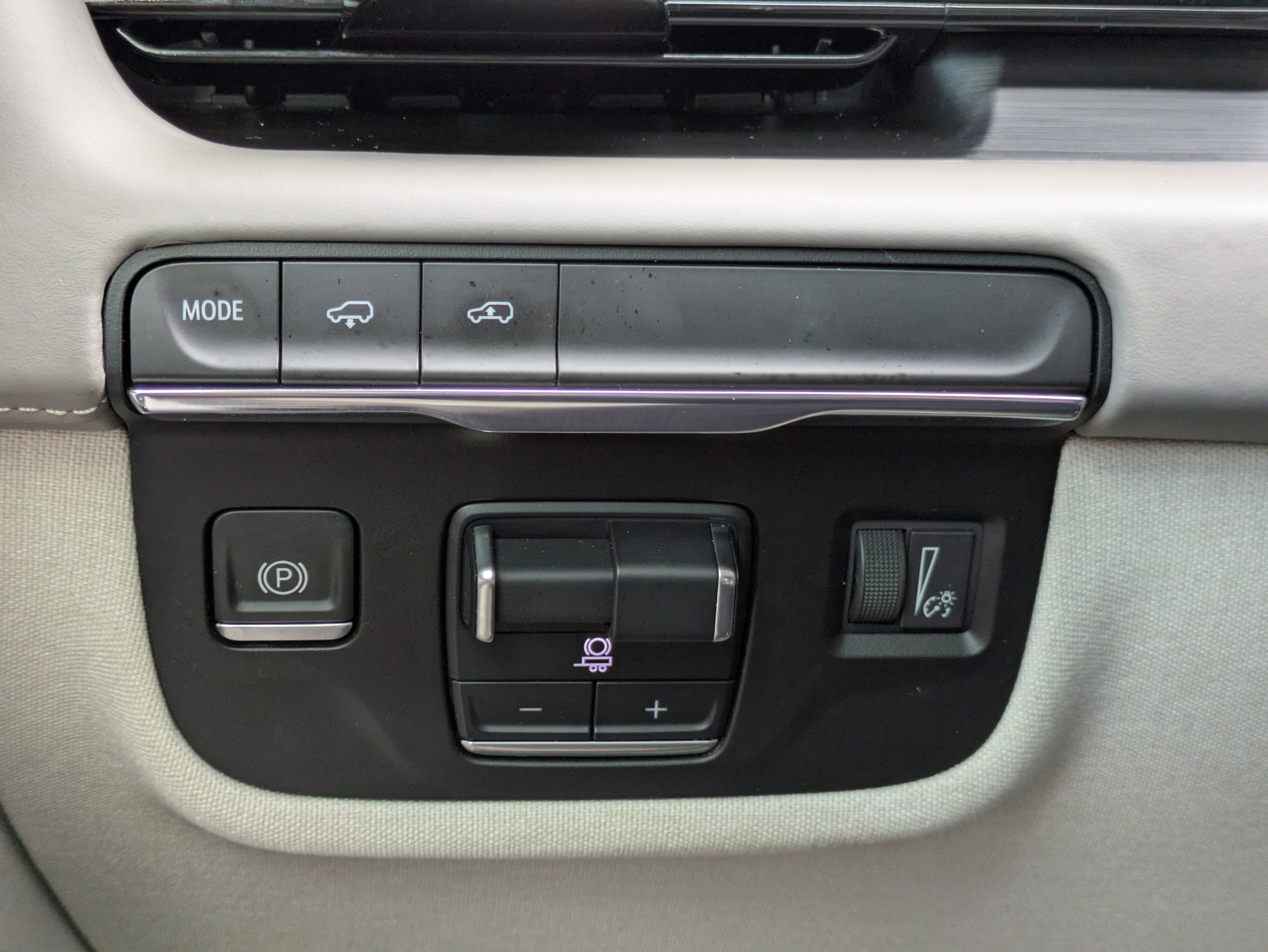 2022 Cadillac Escalade Premium Luxury Platinum