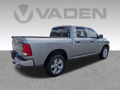 2022 RAM 1500 Classic Tradesman Crew Cab 4x4 5'7" Box