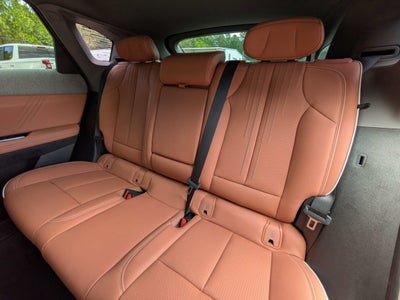 2025 Cadillac OPTIQ Luxury 2
