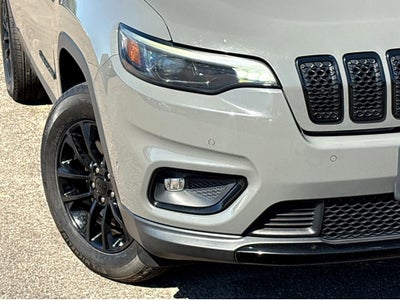 2023 Jeep Cherokee Altitude Lux