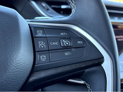 2023 Jeep Grand Cherokee Laredo