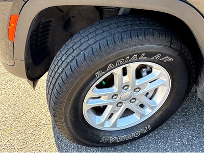 2023 Jeep Grand Cherokee Laredo