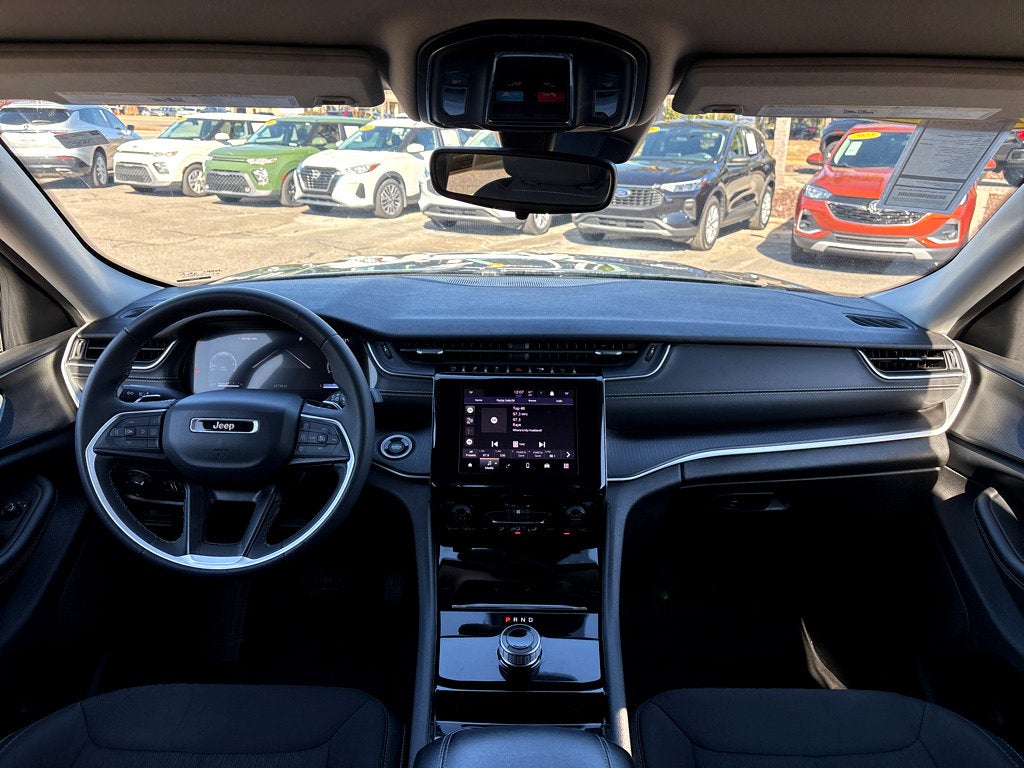 2023 Jeep Grand Cherokee Laredo