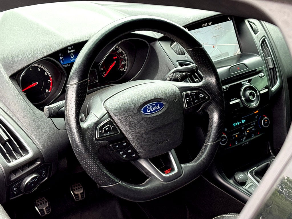 2018 Ford Focus ST
