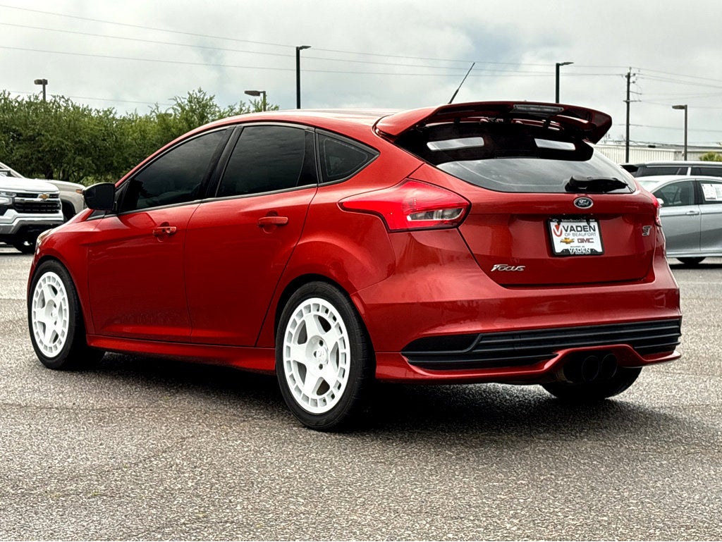 2018 Ford Focus ST
