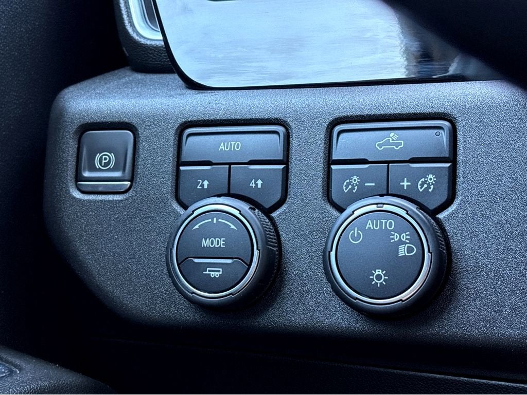 2022 Chevrolet Silverado 1500 LT (2FL)