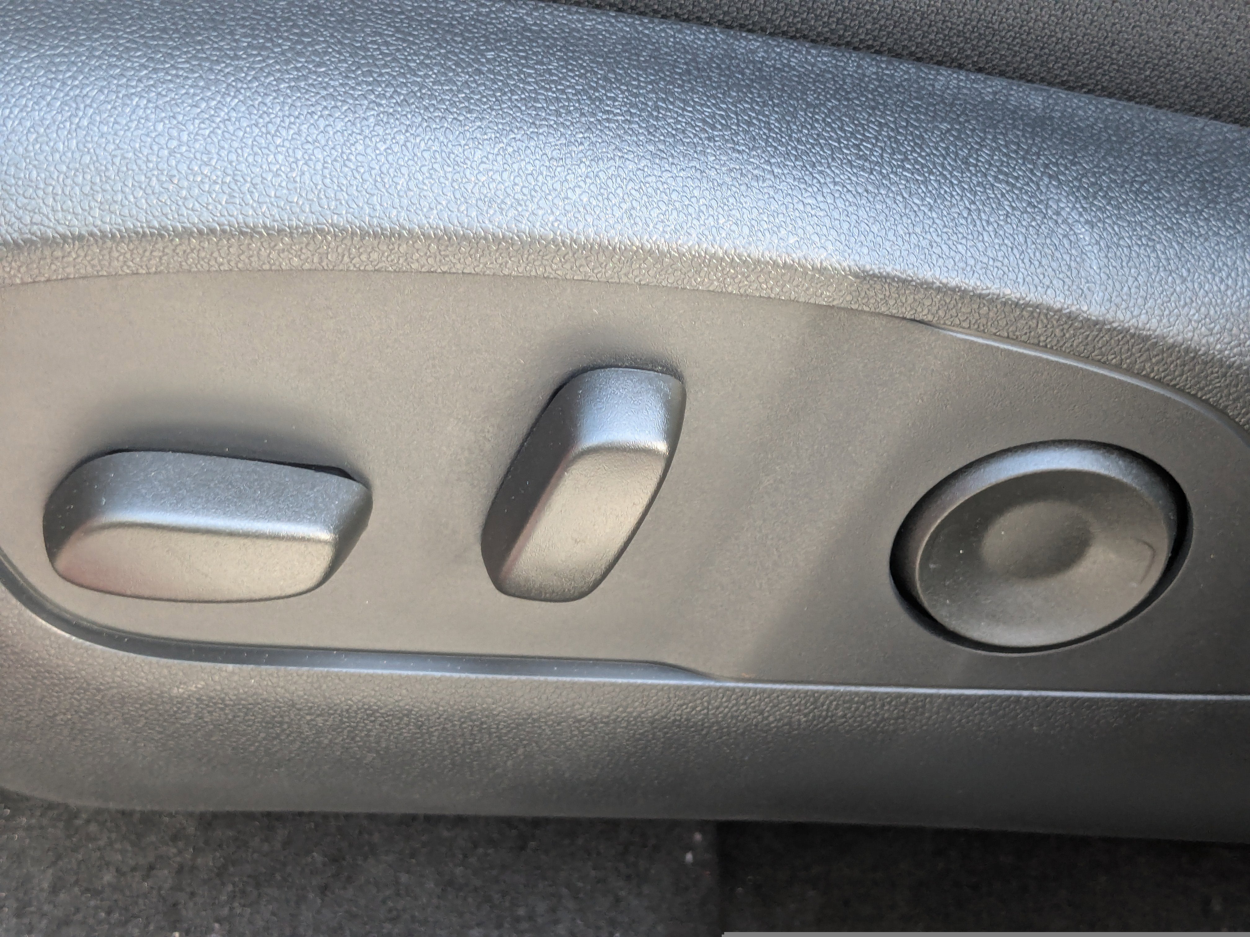 2025 Chevrolet Traverse LT - Photo 12