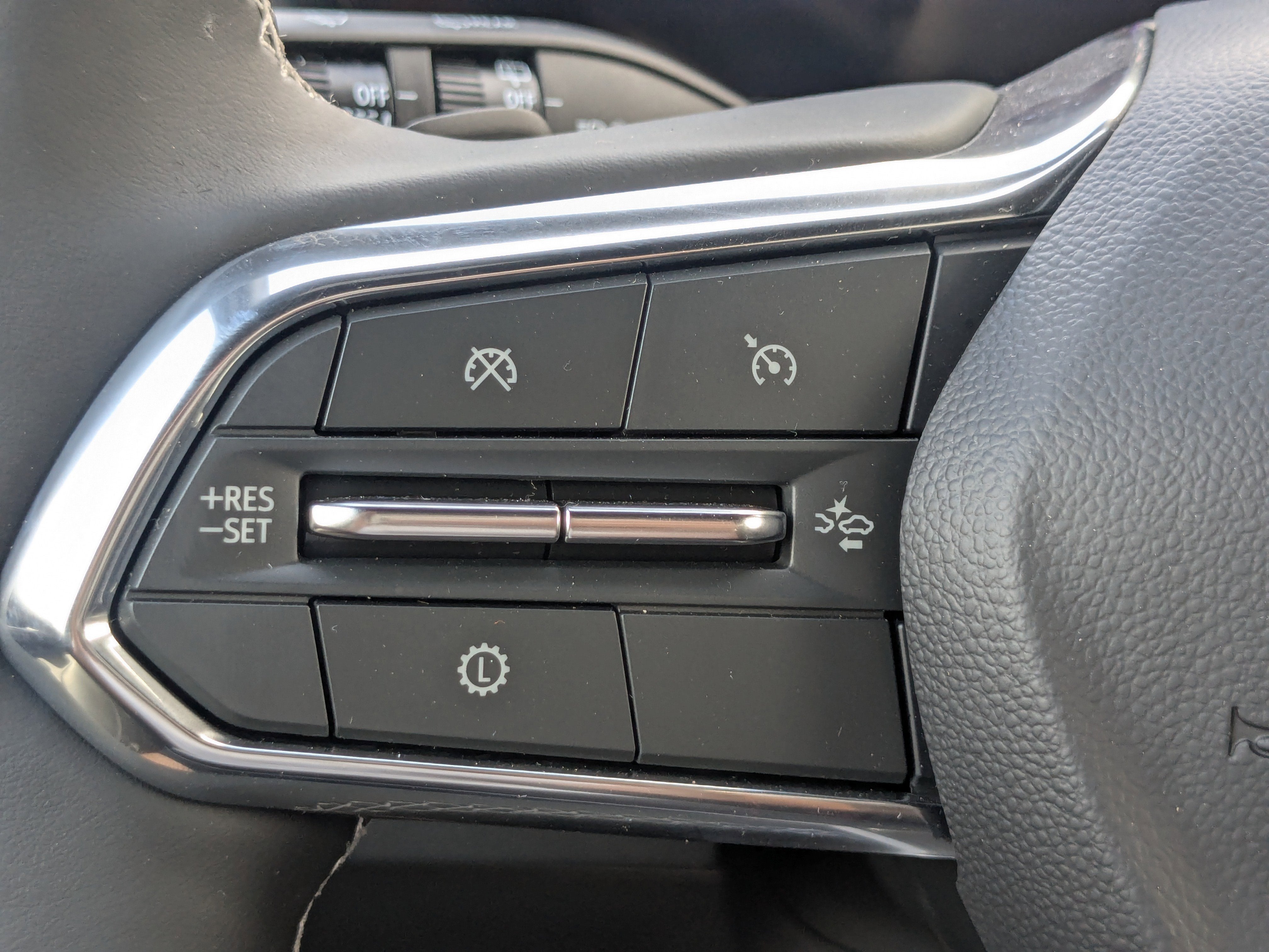 2025 Chevrolet Traverse LT - Photo 17