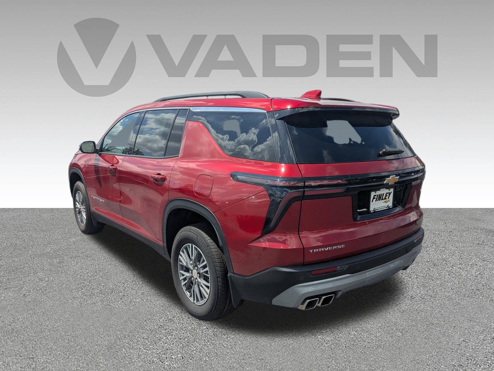 2025 Chevrolet Traverse LT - Photo 26