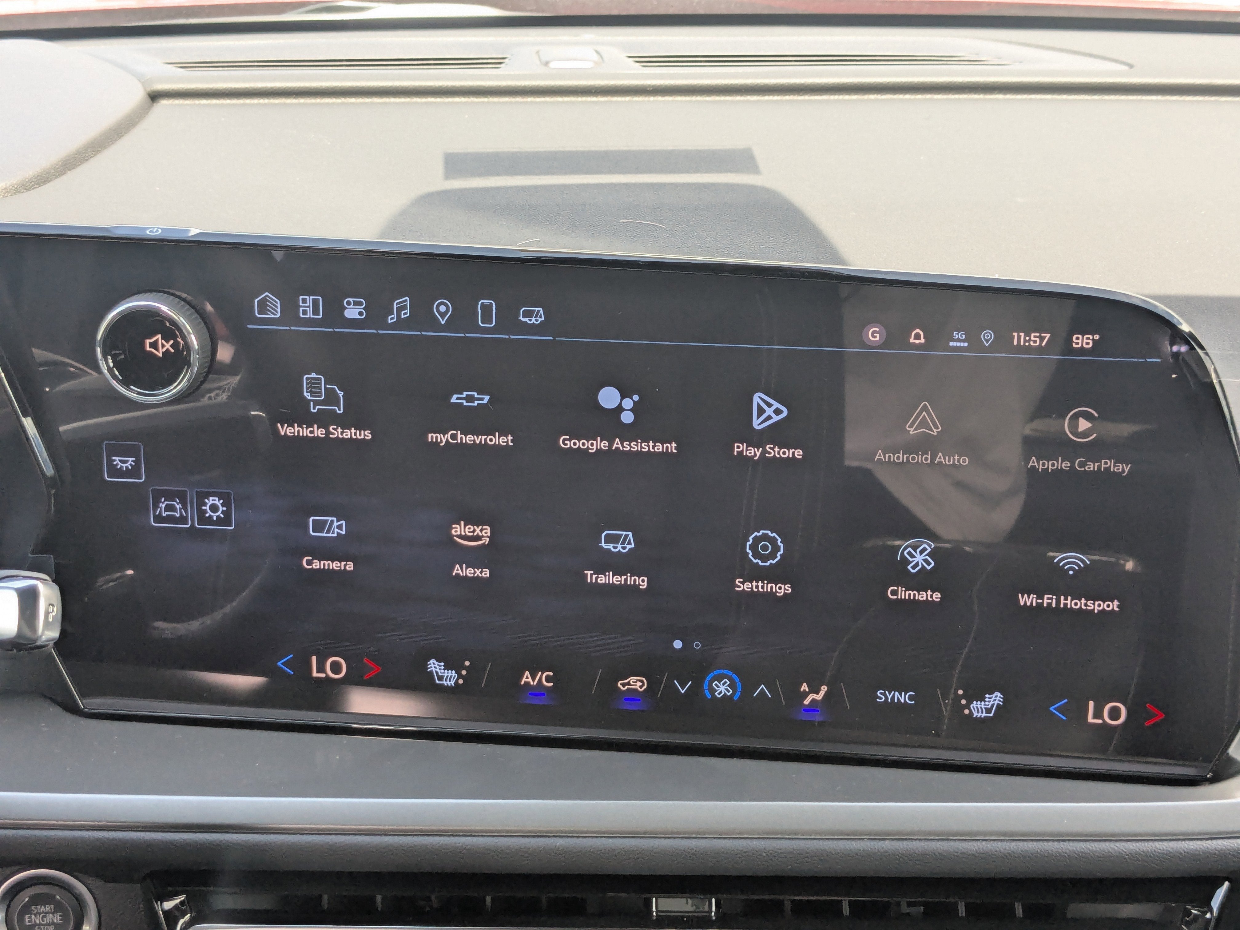 2025 Chevrolet Traverse LT - Photo 5