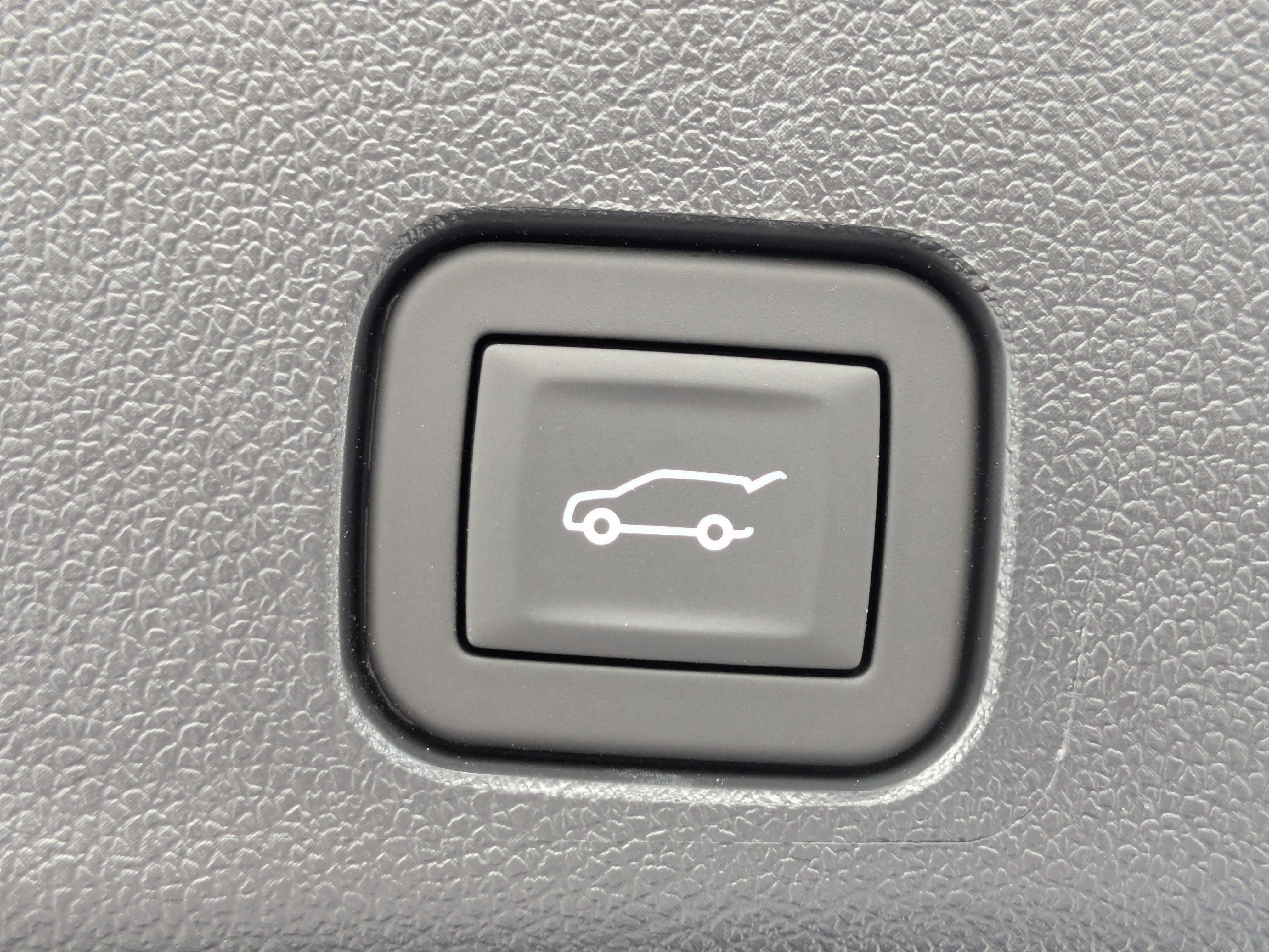 2025 Chevrolet Traverse LT - Photo 8