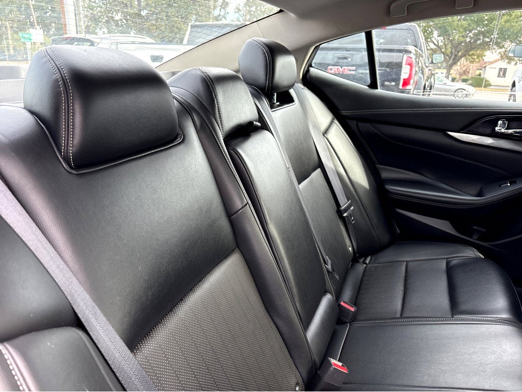 2023 Nissan Maxima SV