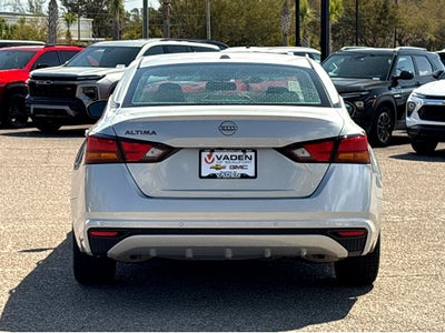 2025 Nissan Altima SV