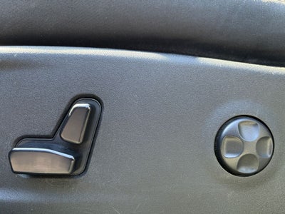 2020 Chrysler 300 Touring